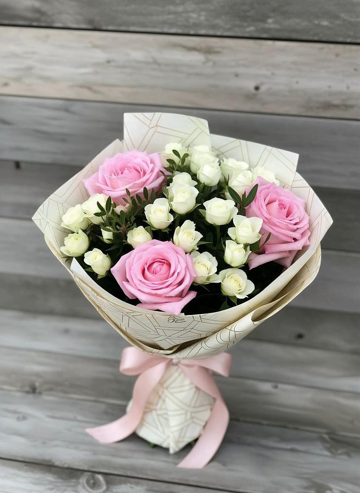 Букет цветов из: Розы в Миллерово