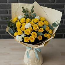 Букет цветов из:  Розы в Миллерово