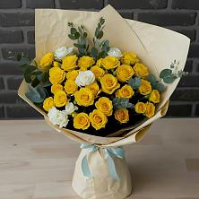 Букет цветов из:  Розы в Миллерово