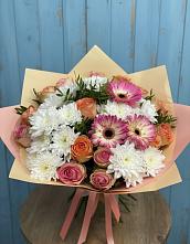 Букет цветов из:  Розы, Герберы и Хризантемы в Миллерово