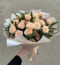Букет Кремовые розы Латте в Миллерово