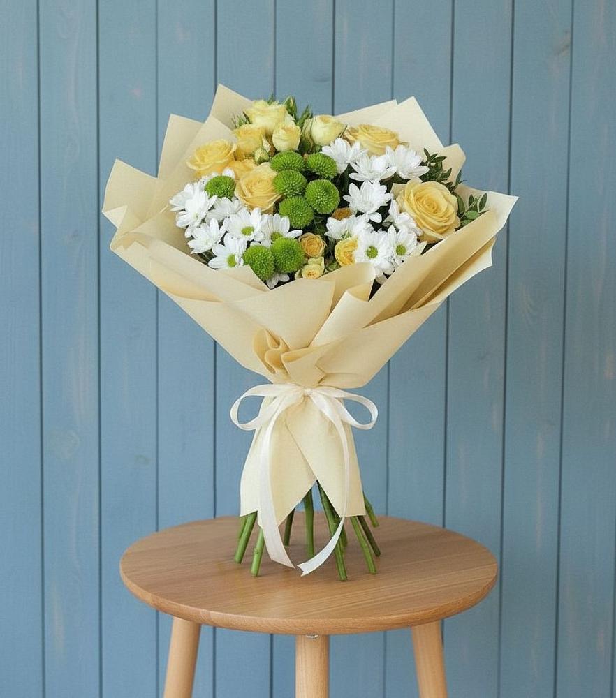 Букет цветов из: Хризантемы и Розы в Миллерово