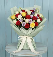 Букет цветов из:  Розы в Миллерово