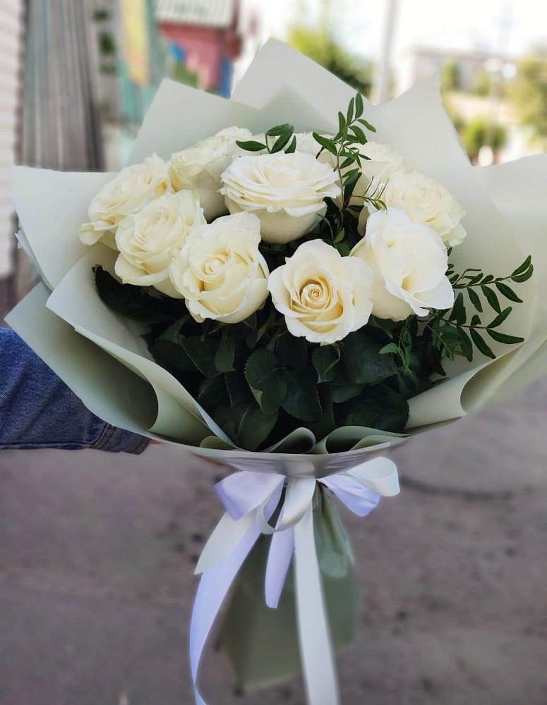 Букет Белые розы Проуд в Миллерово