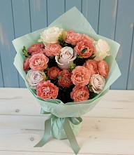Букет цветов из:  Розы в Миллерово
