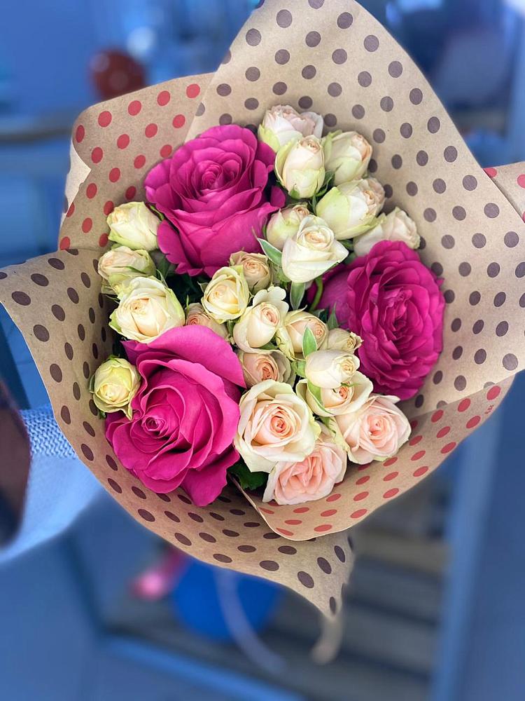 Букет цветов из: Розы в Миллерово