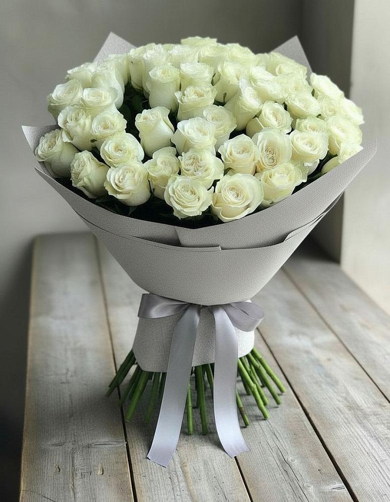 Букет 35 Белых роз в Миллерово