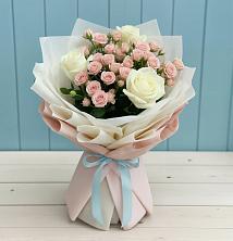 Букет цветов из:  Розы в Миллерово