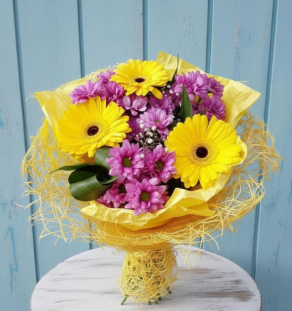 Букет цветов из: Хризантемы и Герберы в Миллерово