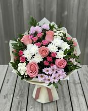 Букет цветов из:  Альстромерии, Гвоздики, Розы и Хризантемы в Миллерово