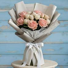 Букет цветов из:  Розы в Миллерово