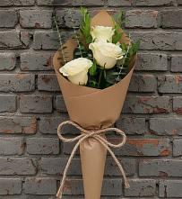 Букет цветов из:  Розы в Миллерово