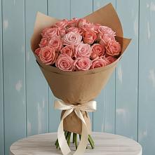 Букет цветов из:  Розы в Миллерово