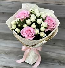 Букет цветов из:  Розы в Миллерово