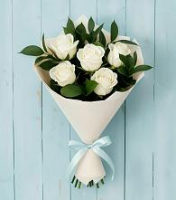 Букет цветов из:  Розы в Миллерово