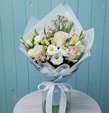 Букет цветов из:  Розы и Лизиантусы в Миллерово
