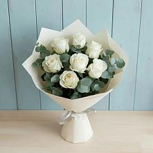 Букет Белые розы в Эвкалипте в Миллерово