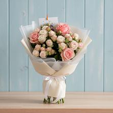 Букет цветов из:  Розы в Миллерово